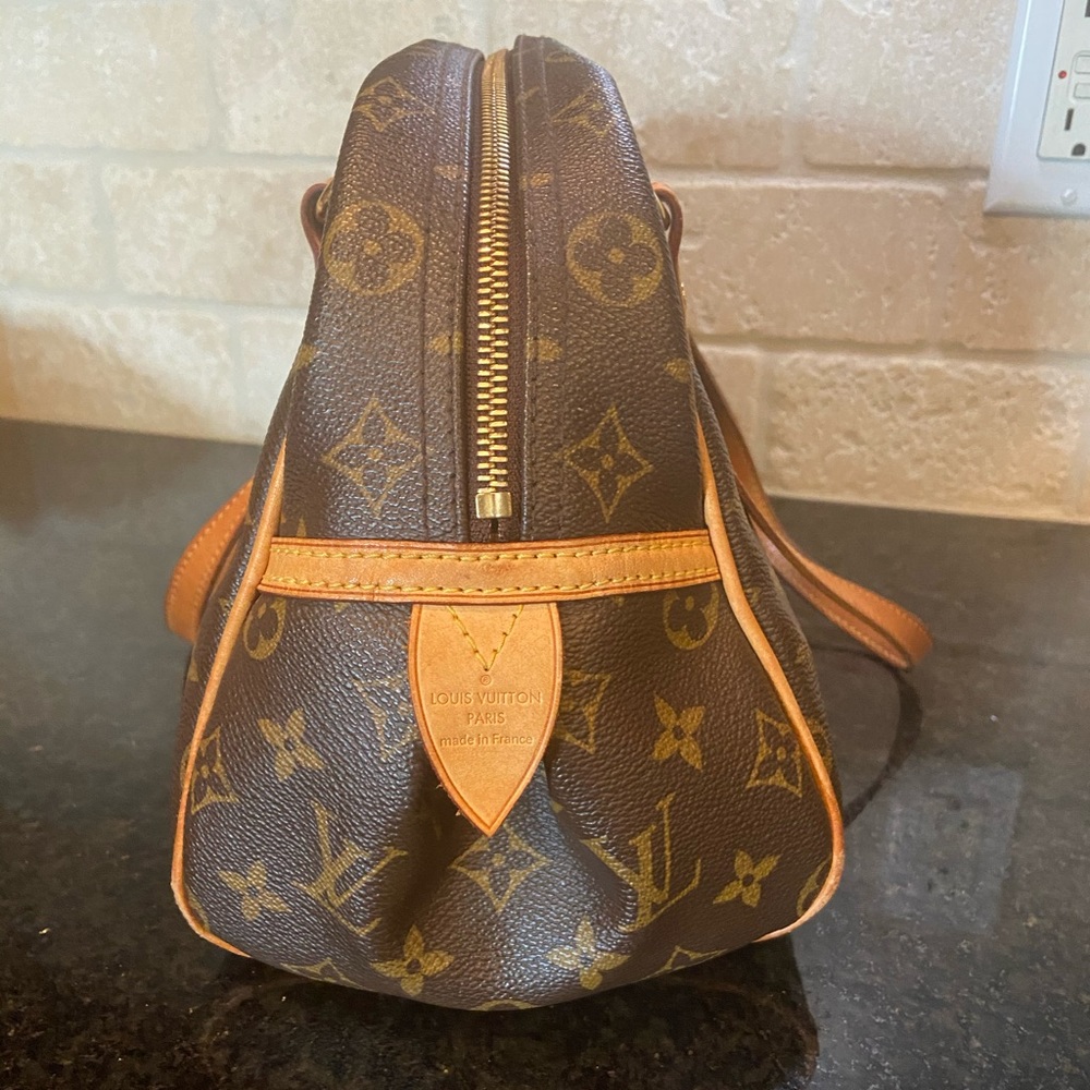 Louis Vuitton Montorgueil PM Monogram Purse - Picture 3 of 16